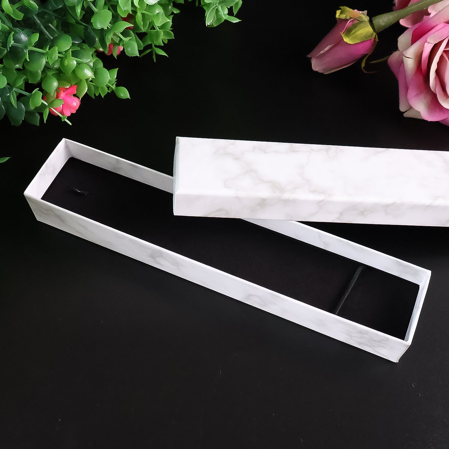 Luxury Empty Gift Box (21x5cm & 1 Pc) Luxury Empty Gift Box (21x5cm & 1 Pc)